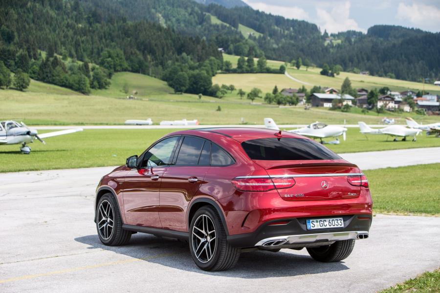  Mercedes-Benz GLE450 AMG 4Matic Coupe 2015 года  (фото 28 из 37)